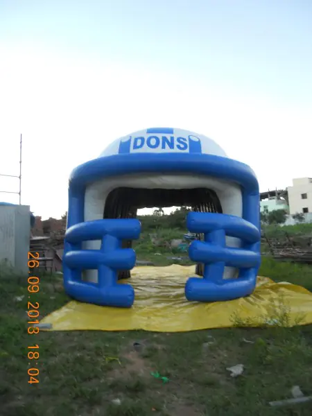 Football Tunnels Advertising Sports Inflatables Helmet Advertising Balloons and Sports Inflatables