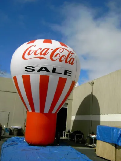 Red White Rooftop Ad Coca Cola Balloon - Advertising Balloons Gallery Image