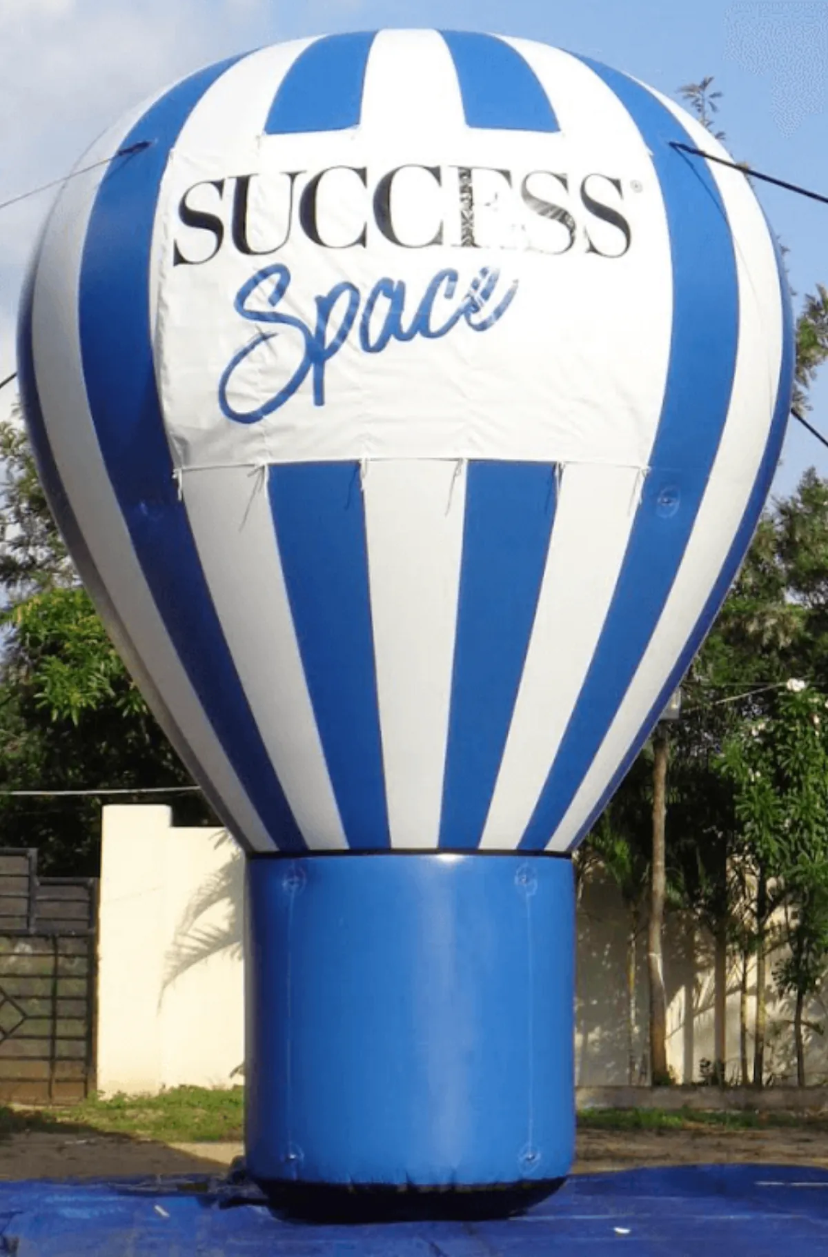 Success Space - Advertising Balloons Gallery Image