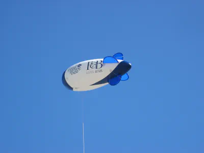 Flying Blimp Pic - Helium Blimps Gallery Image