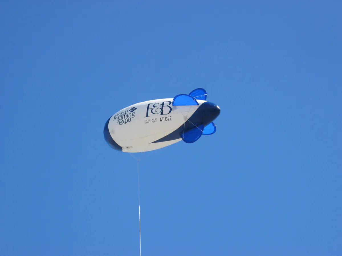 Flying Blimp Pic - Helium Blimps Gallery Image