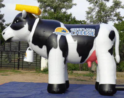 Custom Cow 1 - Custom Inflatables Gallery Image