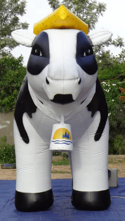 Custom Cow 2 - Custom Inflatables Gallery Image