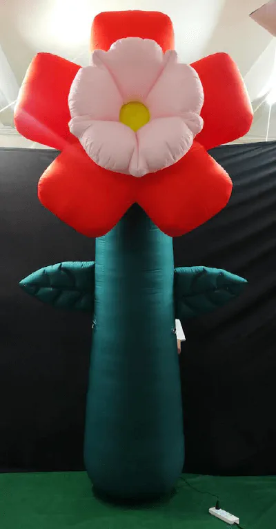 Custom Flower 2 - Custom Inflatables Gallery Image