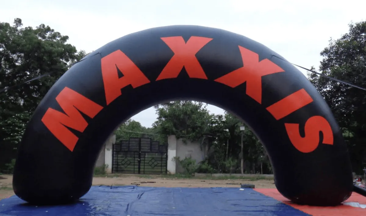 Custom Tire Arch 1 - Custom Inflatables Gallery Image