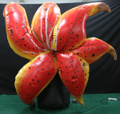 Flower 1 - Custom Inflatables Gallery Image