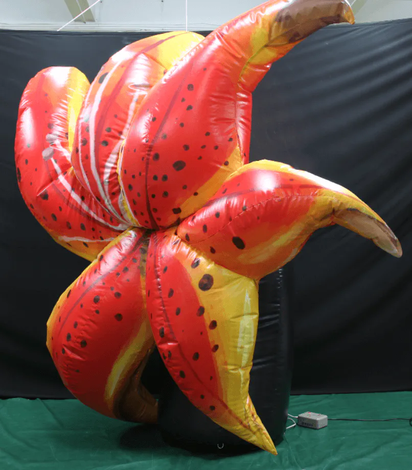 Flower 2 - Custom Inflatables Gallery Image