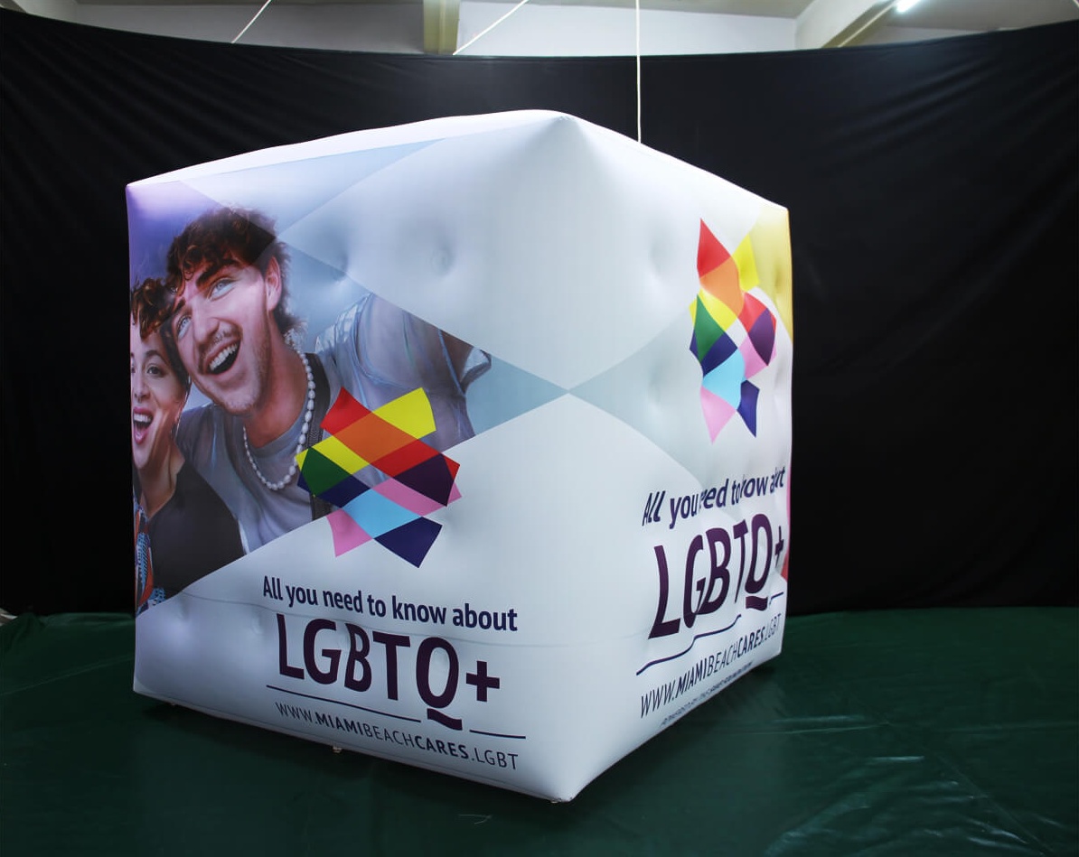 Heliumcubes 1B - Custom Inflatables Gallery Image