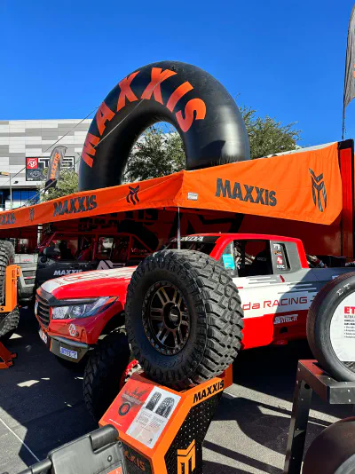 Maxxis Pic - Custom Inflatables Gallery Image