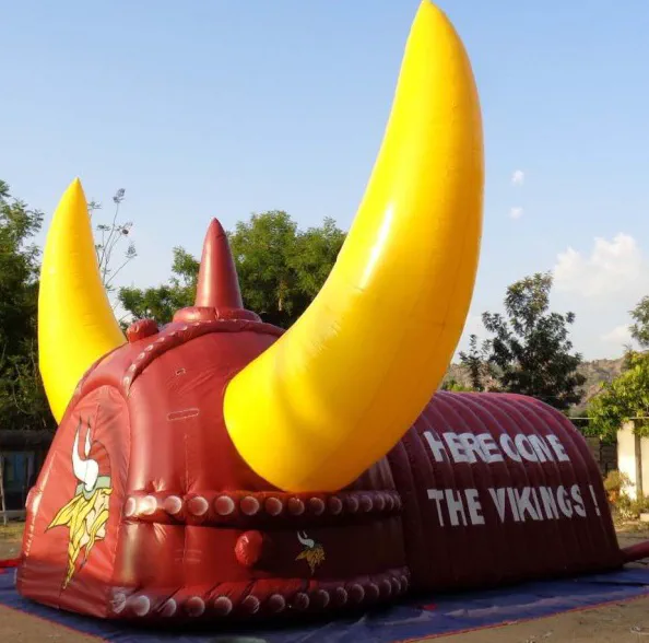 Red Yellow Football Here A One Vikings Tunnel - Football Tunnels Gallery Image